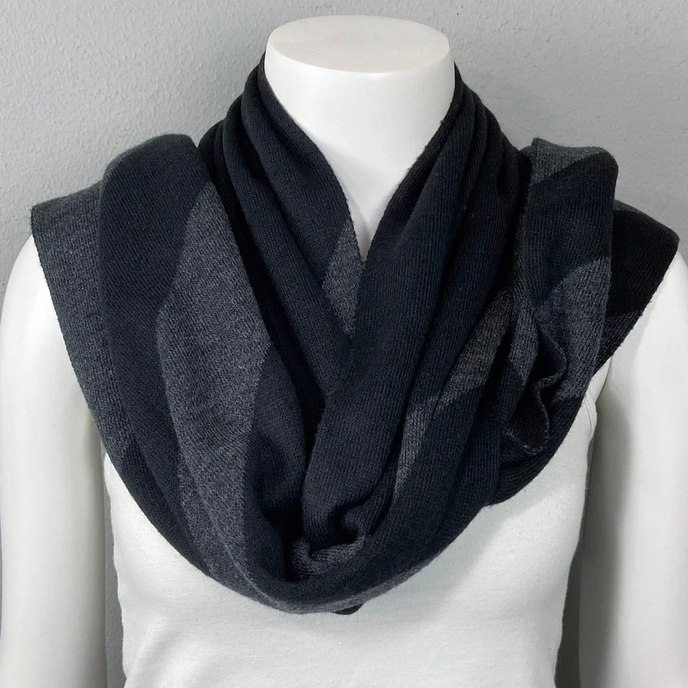 Michael Kors Scarf Charcoal Knit MK Logo Stripe Winter‎ Unisex Urban Minimalist